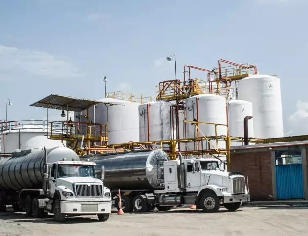 What-is-the-most-common-mode-of-oil-transportation-Feature